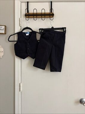Great Guy Navy Pinstripe Vest & Pants Set size 18 months